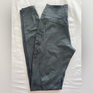 Alphalete alphalux force leggings. 30”. Storm grey